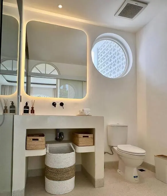 Casa Bella I Apartment Canggu