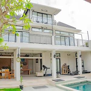  Homestay Berawa